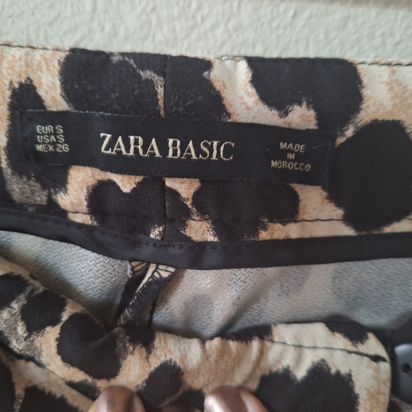 Zara Basic Mini Flare Leopard Pants. Stretchy. Womens size S - Picture 2 of 8